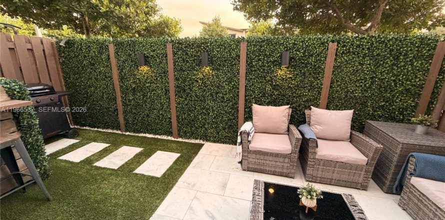 Condo à Doral, Floride, 3 chambres № 2028696