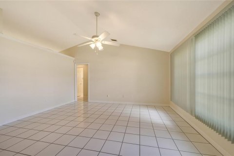 Villa ou maison à vendre à North Port, Floride: 3 chambres, 138.52 m2 № 2098038 - photo 6