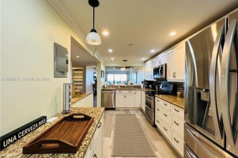 Copropriété à louer à Jensen Beach, Floride: 2 chambres, 111.2 m2 № 2386869 - photo 7