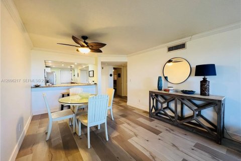 Copropriété à louer à Jensen Beach, Floride: 2 chambres, 111.2 m2 № 2386869 - photo 24