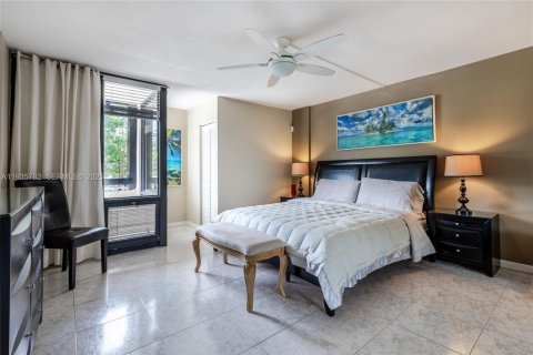 Condominio en alquiler en Boca Raton, Florida, 2 dormitorios, 115.66 m2 № 1993894 - foto 14