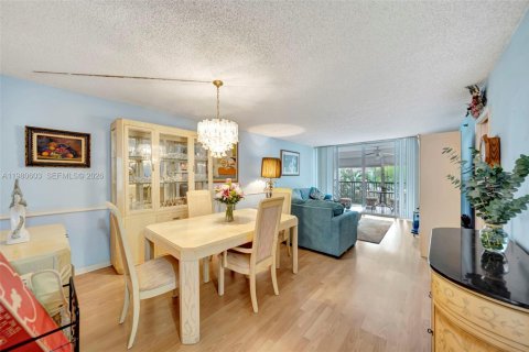 Copropriété à vendre à Lauderhill, Floride: 2 chambres, 117.06 m2 № 2050026 - photo 6