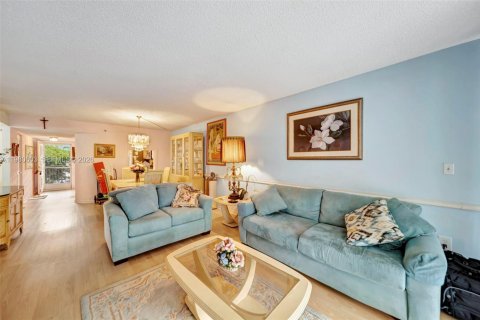 Copropriété à vendre à Lauderhill, Floride: 2 chambres, 117.06 m2 № 2050026 - photo 9