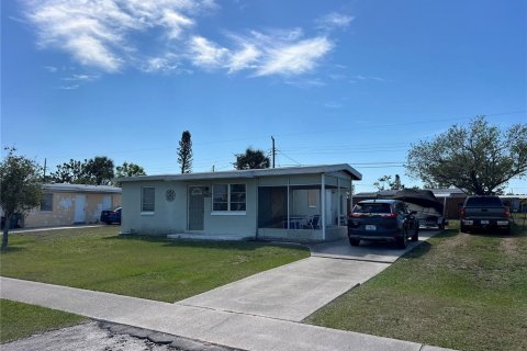 Casa en venta en North Port, Florida, 2 dormitorios, 94.95 m2 № 1590576 - foto 1