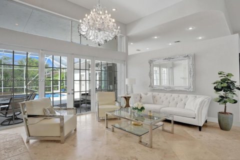 Снять в аренду виллу или дом в Паркленд, Флорида 5 спален, 255.11м2, № 2066350 - фото 4