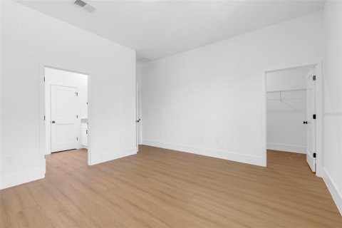 House in Ocala, Florida 4 bedrooms, 174.47 sq.m. № 2321052 - photo 23