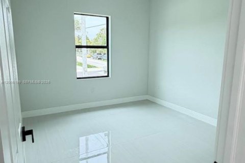 Villa ou maison à vendre à Fort Lauderdale, Floride: 3 chambres, 182.83 m2 № 2176900 - photo 14