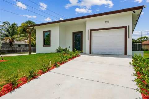 Villa ou maison à vendre à Fort Lauderdale, Floride: 3 chambres, 182.83 m2 № 2176900 - photo 4
