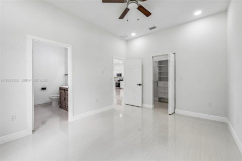 Villa ou maison à vendre à Fort Lauderdale, Floride: 3 chambres, 182.83 m2 № 2176900 - photo 24