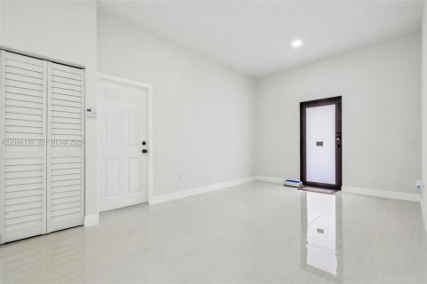 Villa ou maison à vendre à Fort Lauderdale, Floride: 3 chambres, 182.83 m2 № 2176900 - photo 10