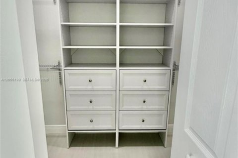 Villa ou maison à vendre à Fort Lauderdale, Floride: 3 chambres, 182.83 m2 № 2176900 - photo 25