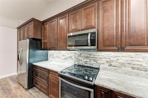 Villa ou maison à vendre à Bradenton, Floride: 4 chambres, 317.45 m2 № 1618045 - photo 6