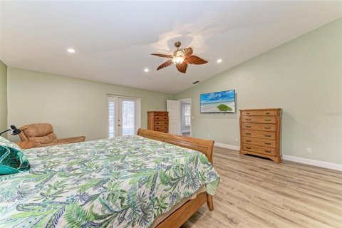 Villa ou maison à vendre à Bradenton, Floride: 4 chambres, 317.45 m2 № 1618045 - photo 15