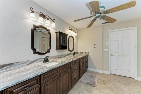 Villa ou maison à vendre à Bradenton, Floride: 4 chambres, 317.45 m2 № 1618045 - photo 16