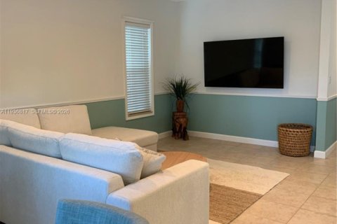 Casa en venta en Delray Beach, Florida, 3 dormitorios, 244.8 m2 № 2053466 - foto 9