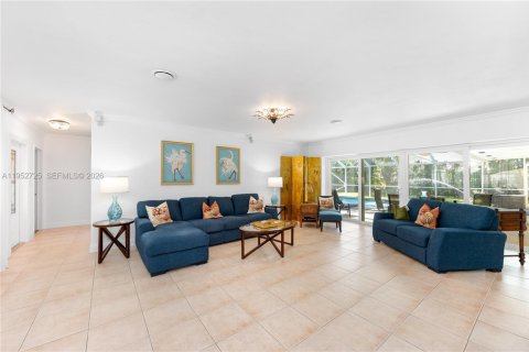 Casa en venta en Pompano Beach, Florida, 3 dormitorios, 172.33 m2 № 2008101 - foto 12