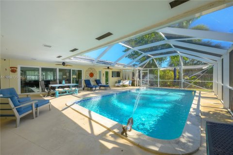 Casa en venta en Pompano Beach, Florida, 3 dormitorios, 172.33 m2 № 2008101 - foto 18
