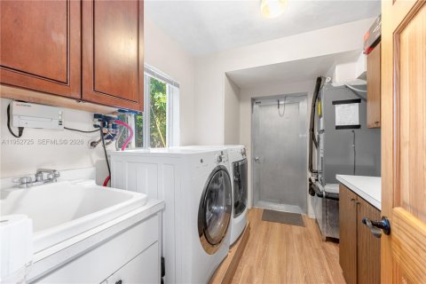 Casa en venta en Pompano Beach, Florida, 3 dormitorios, 172.33 m2 № 2008101 - foto 25