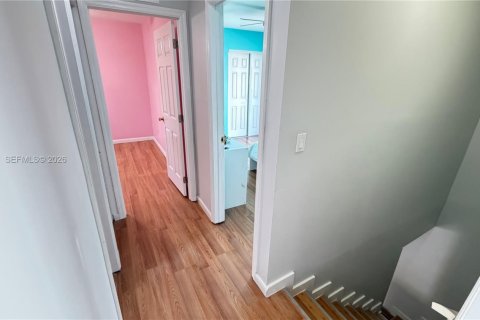 Townhouse in Miami, Florida 3 bedrooms, 133.69 sq.m. № 2042023 - photo 10