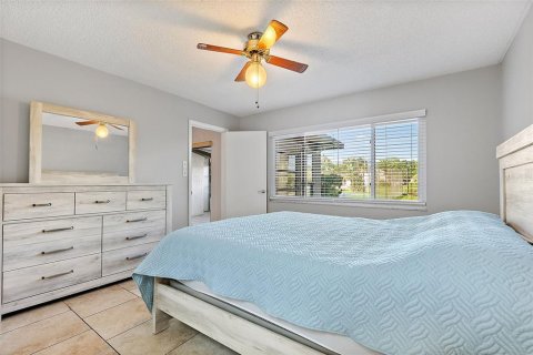 Condominio en venta en Seminole, Florida, 2 dormitorios, 94.76 m2 № 1767733 - foto 17