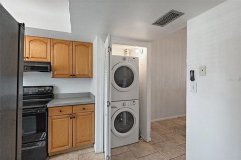 Condominio en venta en Seminole, Florida, 2 dormitorios, 94.76 m2 № 1767733 - foto 13