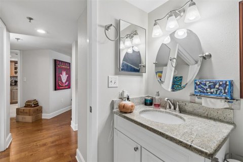Condominio en venta en Tampa, Florida, 2 dormitorios, 112.32 m2 № 2135218 - foto 27