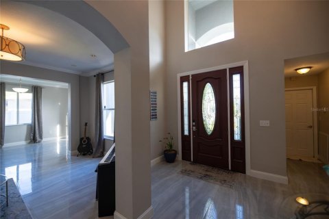 House in Wesley Chapel, Florida 5 bedrooms, 416.3 sq.m. № 1513770 - photo 8