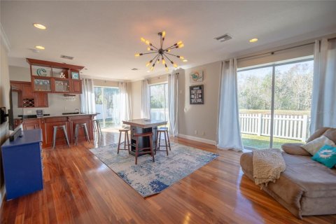 House in Wesley Chapel, Florida 5 bedrooms, 416.3 sq.m. № 1513770 - photo 19
