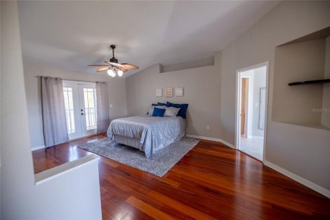 Casa en venta en Wesley Chapel, Florida, 5 dormitorios, 416.3 m2 № 1513770 - foto 29