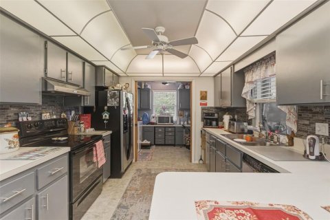 Casa en venta en Port Charlotte, Florida, 3 dormitorios, 163.42 m2 № 2122247 - foto 10