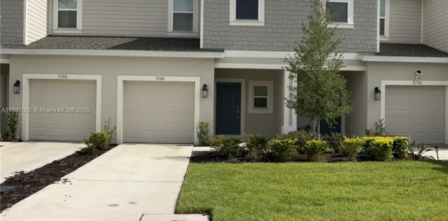 Townhouse in Saint Cloud, Florida 3 bedrooms № 1977626