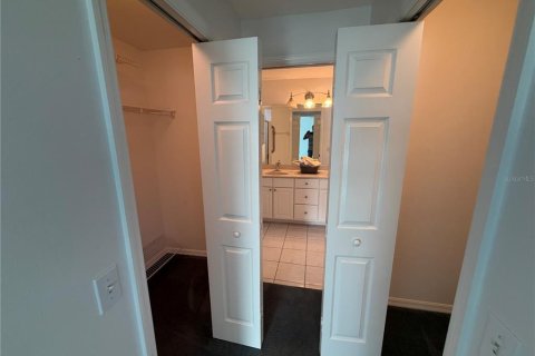 Villa ou maison à vendre à Oldsmar, Floride: 2 chambres, 156.82 m2 № 2419925 - photo 24