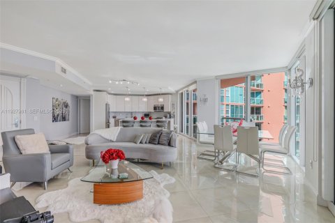 Купить кондоминиум в Авентура, Флорида 2 спальни, 149.57м2, № 1990184 - фото 8