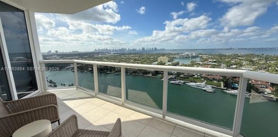 Condo in Miami Beach, Florida, 1 bedroom  № 2019749