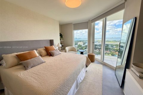 Condo in Miami Beach, Florida, 1 bedroom  № 2019749 - photo 9
