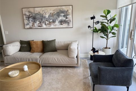 Condo in Miami Beach, Florida, 1 bedroom  № 2019749 - photo 6