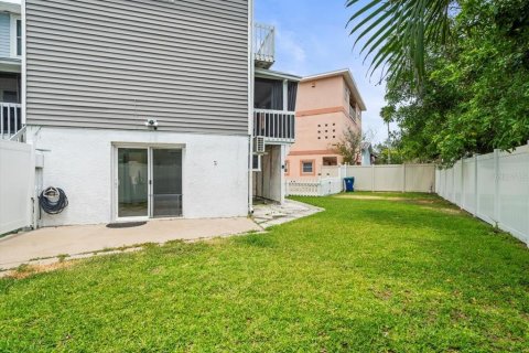 Touwnhouse à vendre à Indian Rocks Beach, Floride: 2 chambres, 112.41 m2 № 1675343 - photo 28