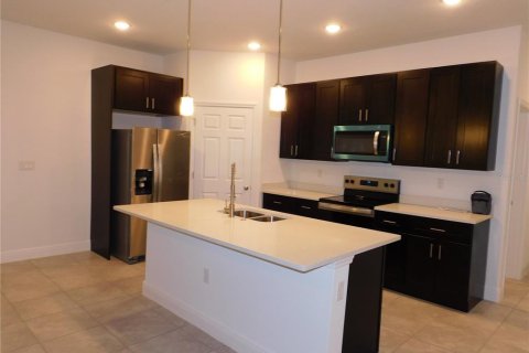 Casa en venta en Ocala, Florida, 4 dormitorios, 146.6 m2 № 2381254 - foto 3