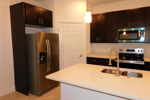 Casa en venta en Ocala, Florida, 4 dormitorios, 146.6 m2 № 2381254 - foto 6