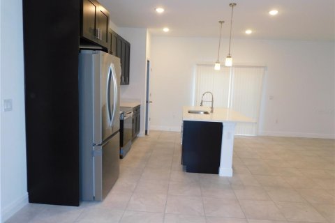 Casa en venta en Ocala, Florida, 4 dormitorios, 146.6 m2 № 2381254 - foto 5
