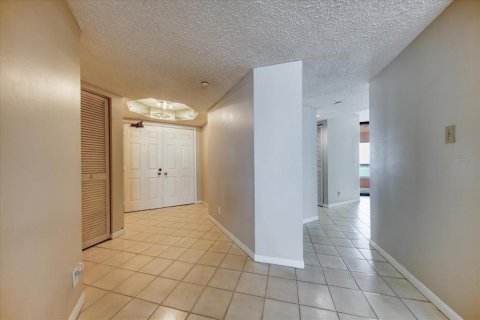 Copropriété à louer à Clearwater, Floride: 2 chambres, 145.86 m2 № 1720569 - photo 13