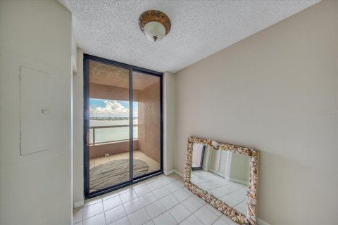 Copropriété à louer à Clearwater, Floride: 2 chambres, 145.86 m2 № 1720569 - photo 14