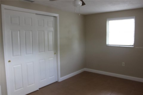 Apartment in New Port Richey, Florida 2 bedrooms, 69.68 sq.m. № 2314249 - photo 9