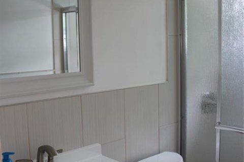 Apartment in New Port Richey, Florida 2 bedrooms, 69.68 sq.m. № 2314249 - photo 5