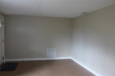 Apartment in New Port Richey, Florida 2 bedrooms, 69.68 sq.m. № 2314249 - photo 8