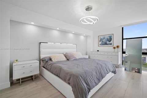Copropriété à vendre à Aventura, Floride: 2 chambres, 105.72 m2 № 1888755 - photo 11