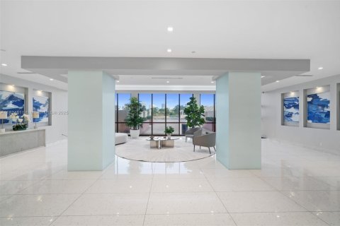 Copropriété à vendre à Aventura, Floride: 2 chambres, 105.72 m2 № 1888755 - photo 23