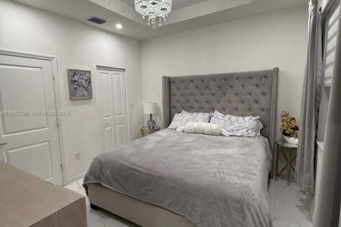 Touwnhouse à louer à Miami, Floride: 3 chambres, 122.63 m2 № 2000148 - photo 28