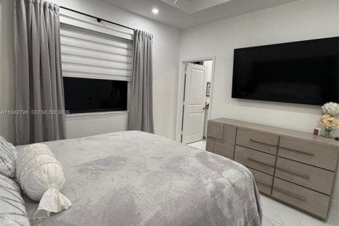 Touwnhouse à louer à Miami, Floride: 3 chambres, 122.63 m2 № 2000148 - photo 30