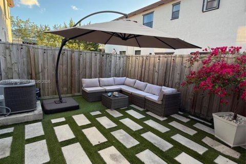 Touwnhouse à louer à Miami, Floride: 3 chambres, 122.63 m2 № 2000148 - photo 14